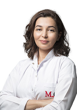 Zeynalova Aynura Ophthalmologist Doctor